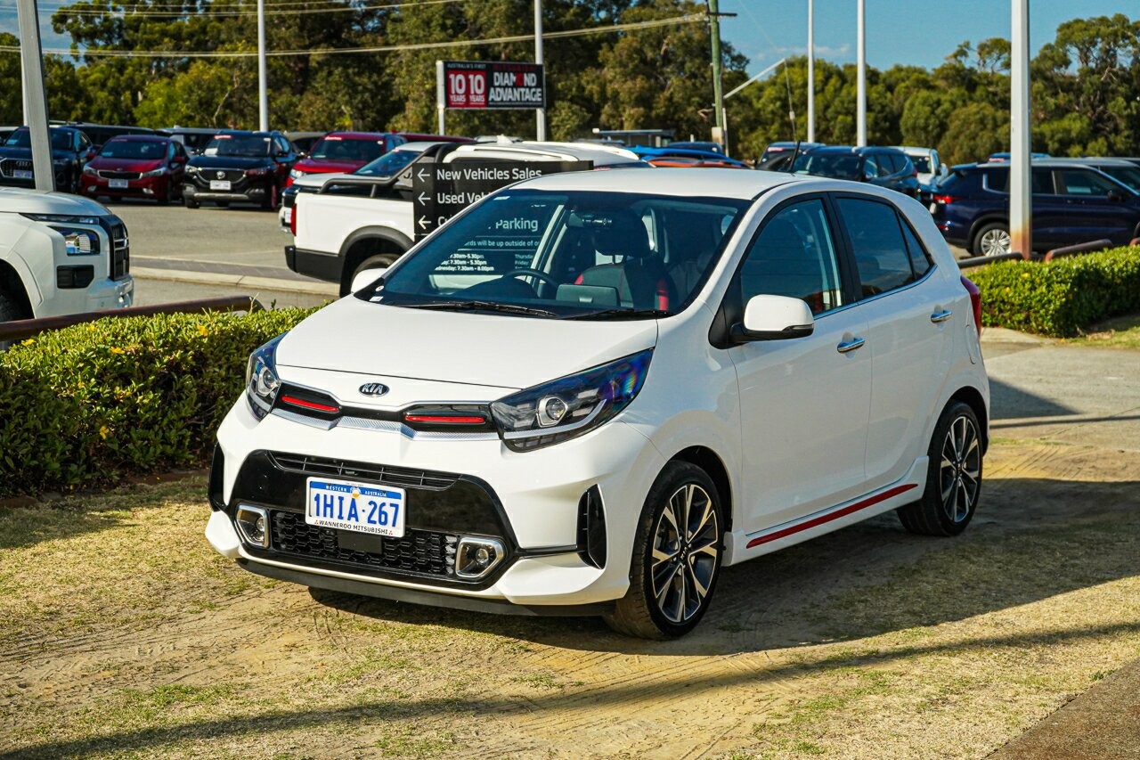 Kia Picanto image 1