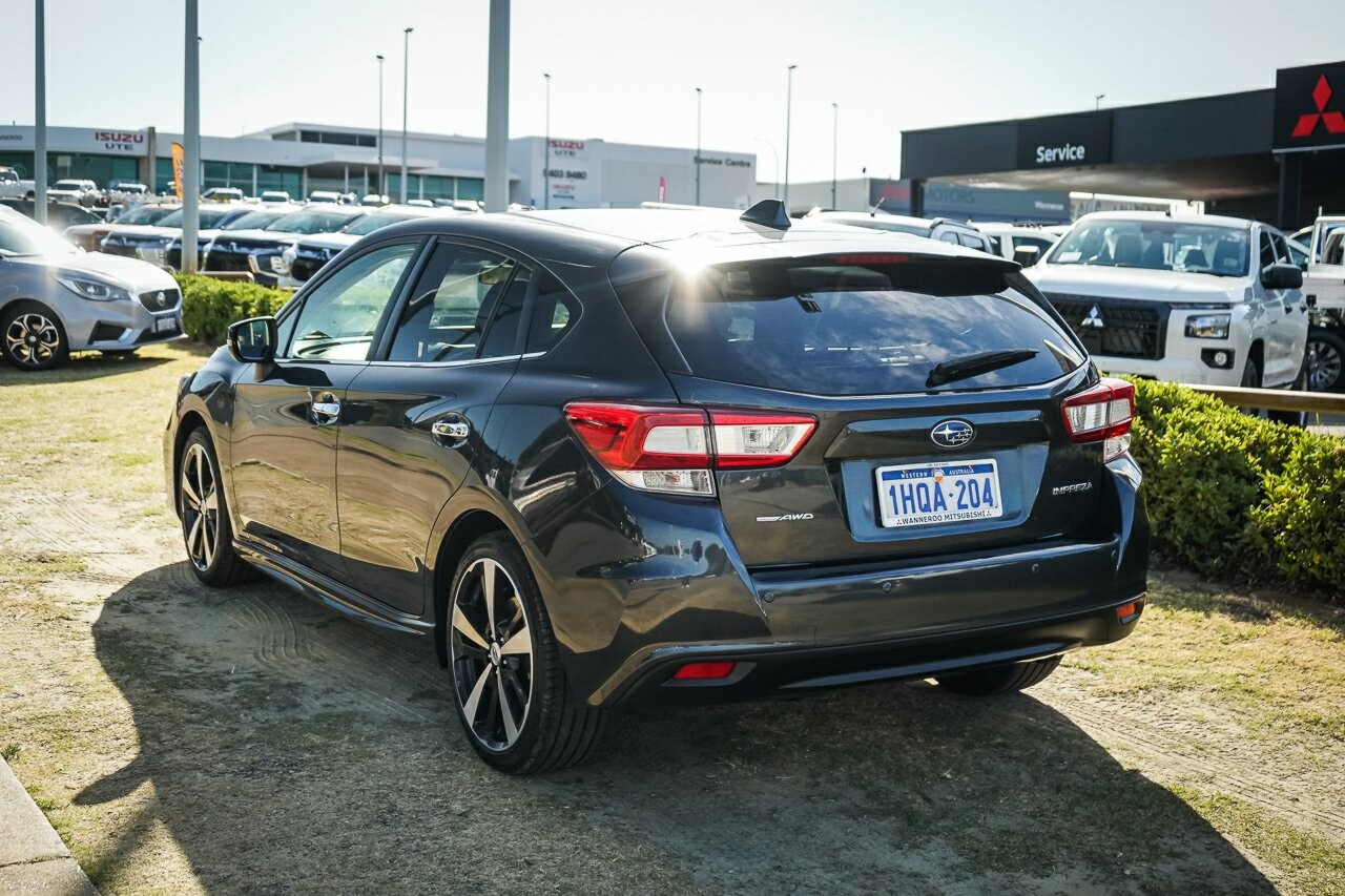 Subaru Impreza image 4