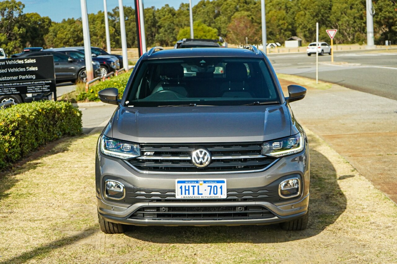 Volkswagen T-cross image 2