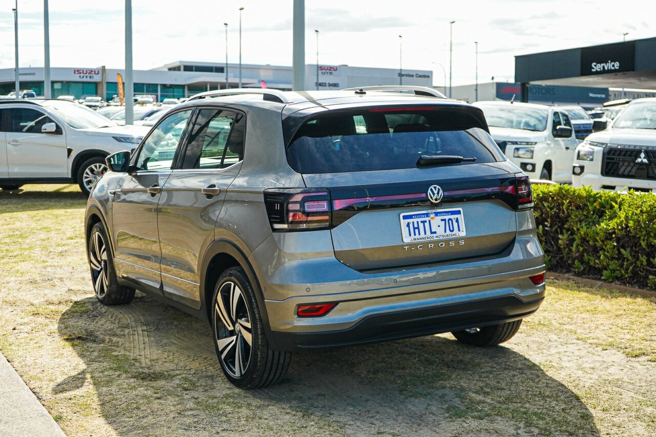 Volkswagen T-cross image 3