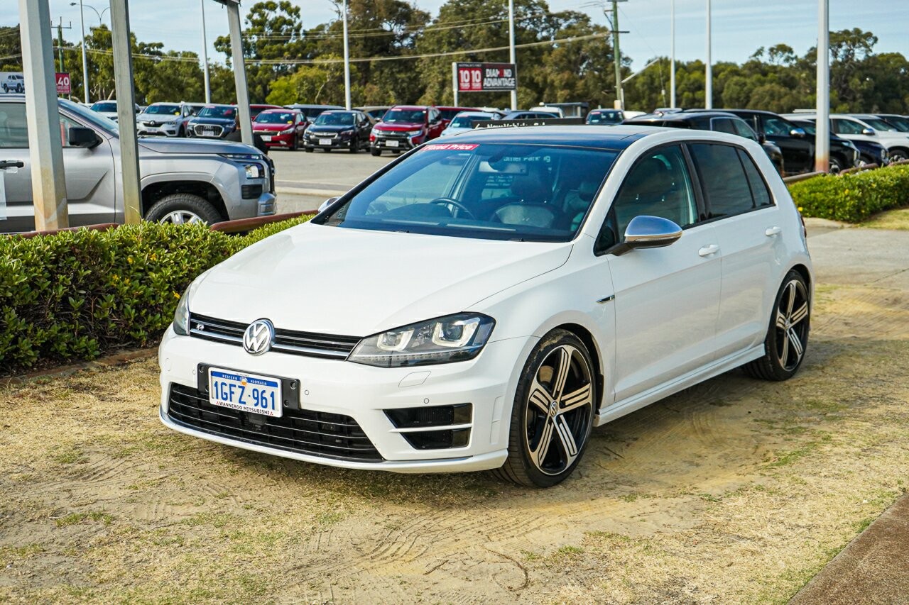 Volkswagen Golf image 3