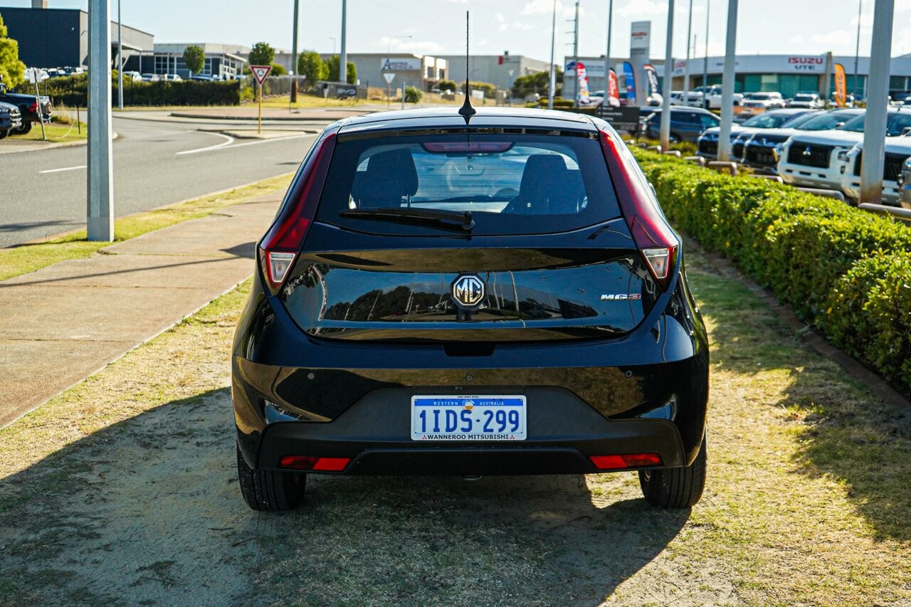 MG Mg3 image 4