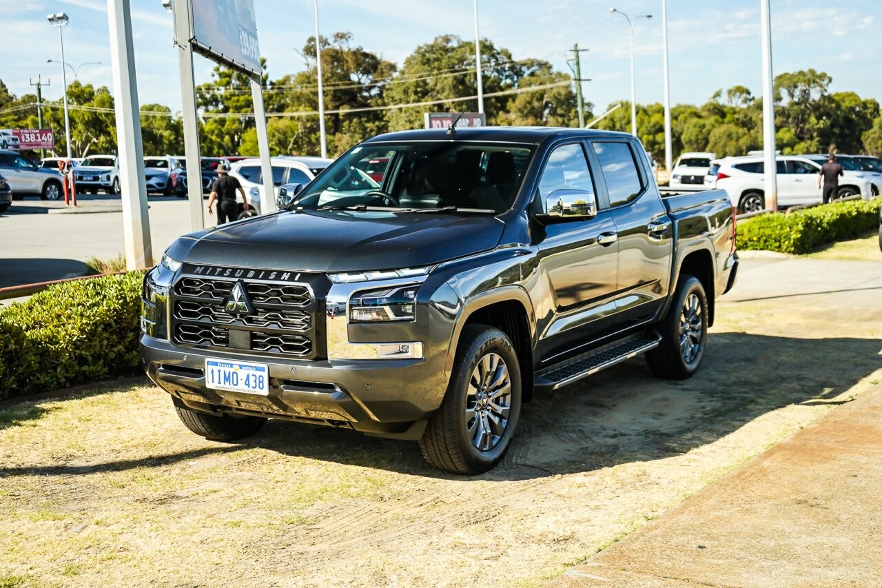 Mitsubishi Triton image 3