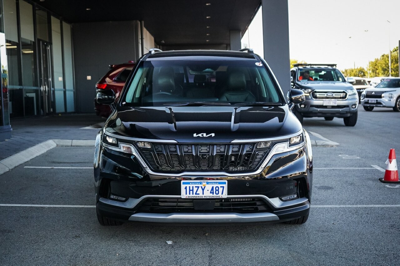 Kia Carnival image 2