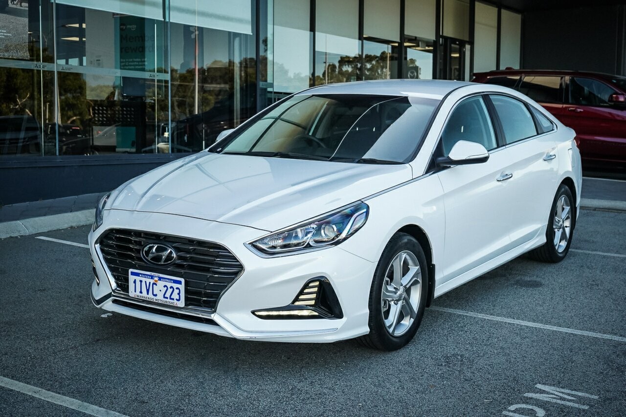 Hyundai Sonata image 1