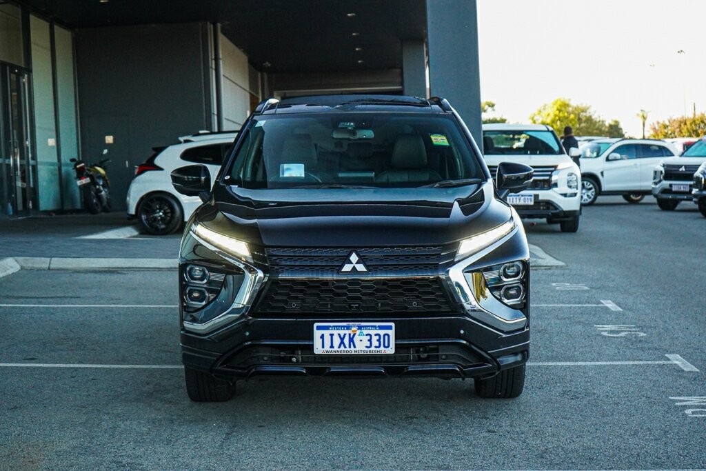 Mitsubishi Eclipse Cross image 2