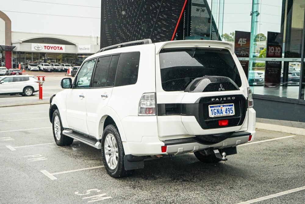 Mitsubishi Pajero image 3