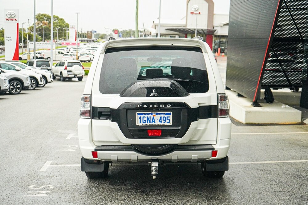 Mitsubishi Pajero image 4