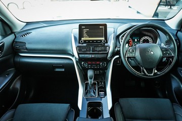 https://vehicle-cdn.autoleague.cloud/28170_21009786_13.jpg