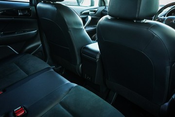 https://vehicle-cdn.autoleague.cloud/28170_21009786_17.jpg