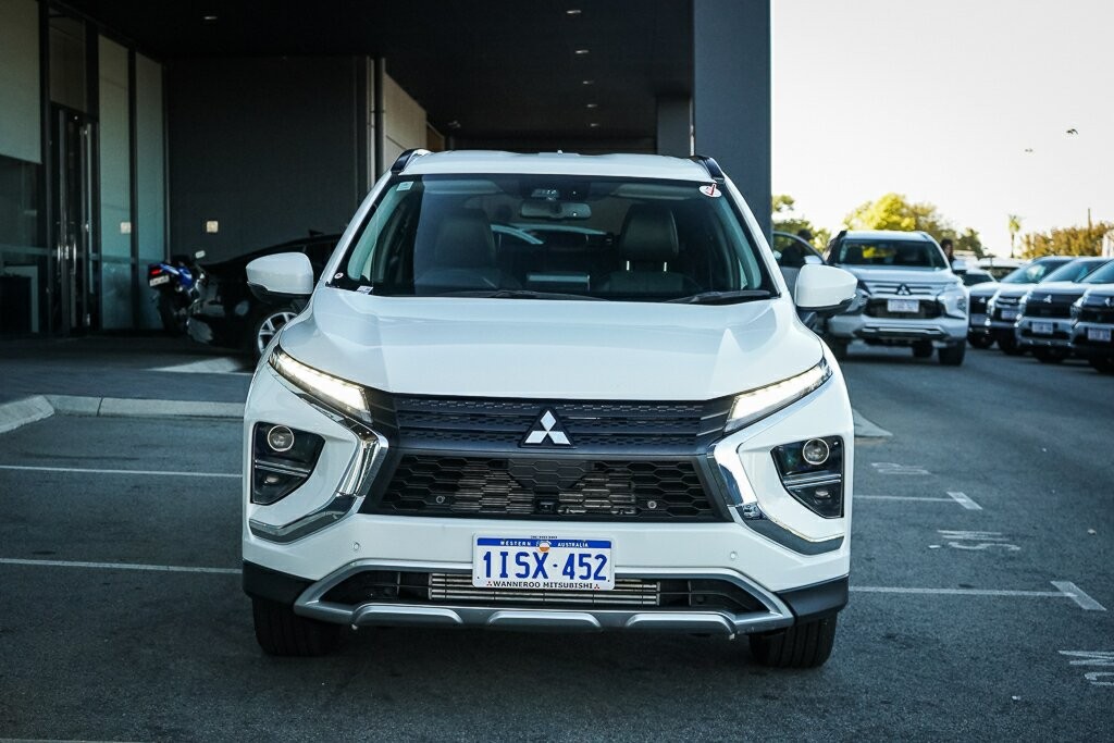 Mitsubishi Eclipse Cross image 2