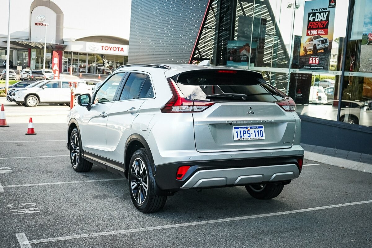 Mitsubishi Eclipse Cross image 3