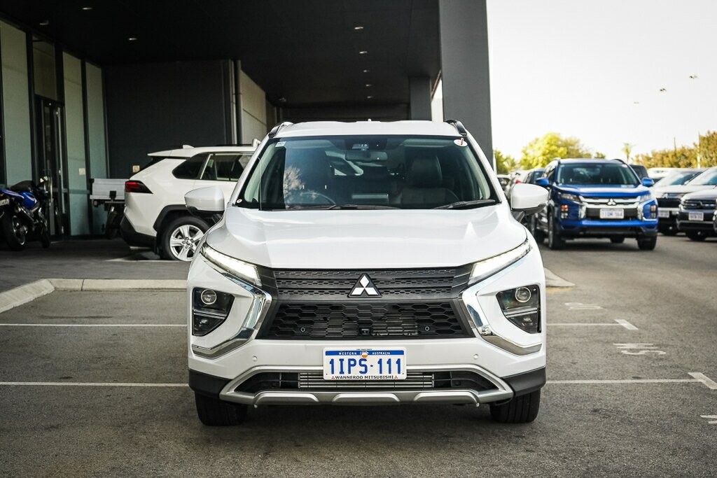 Mitsubishi Eclipse Cross image 2
