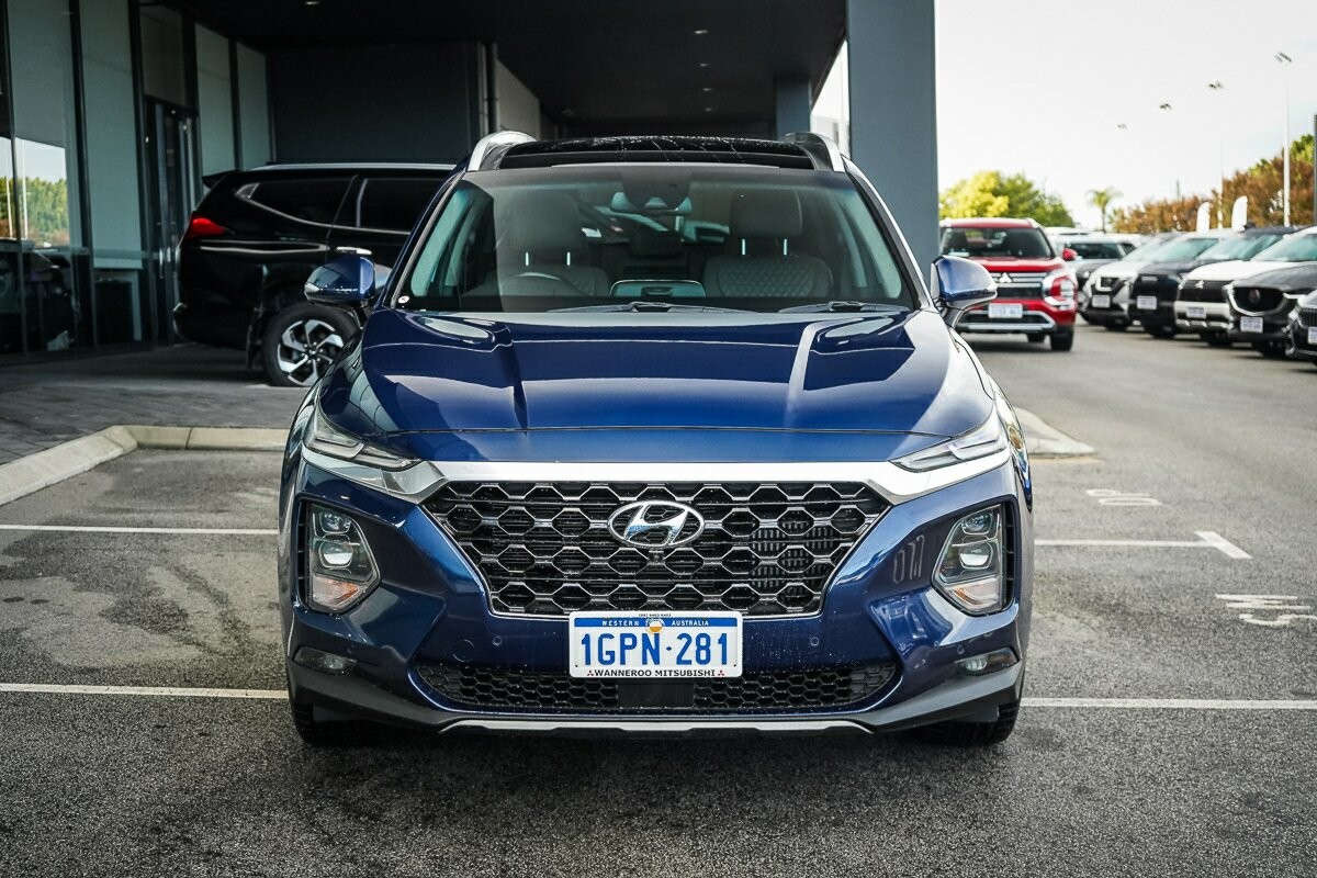 Hyundai Santa Fe image 2