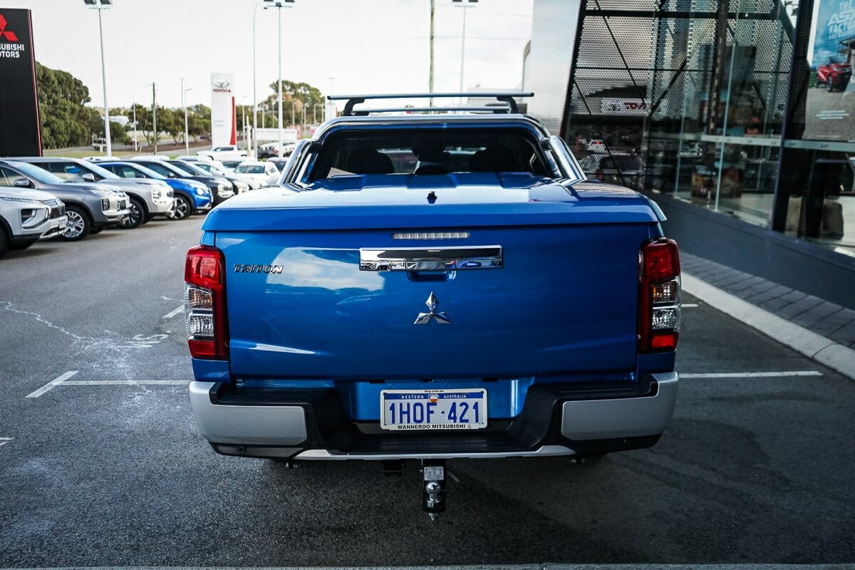 Mitsubishi Triton image 4