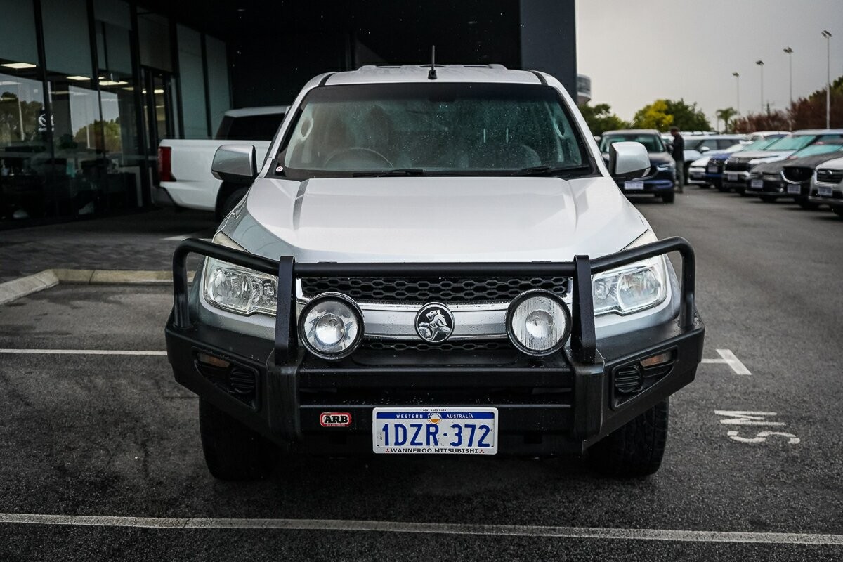 Holden Colorado image 2