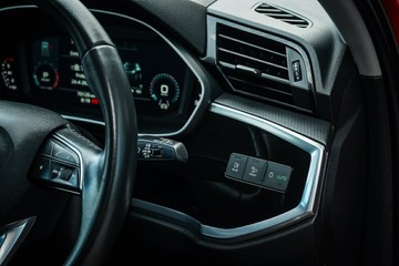 https://vehicle-cdn.autoleague.cloud/28170_21009979_18.jpg