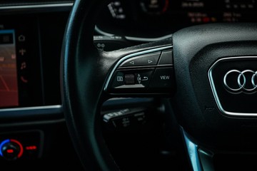 https://vehicle-cdn.autoleague.cloud/28170_21009979_19.jpg