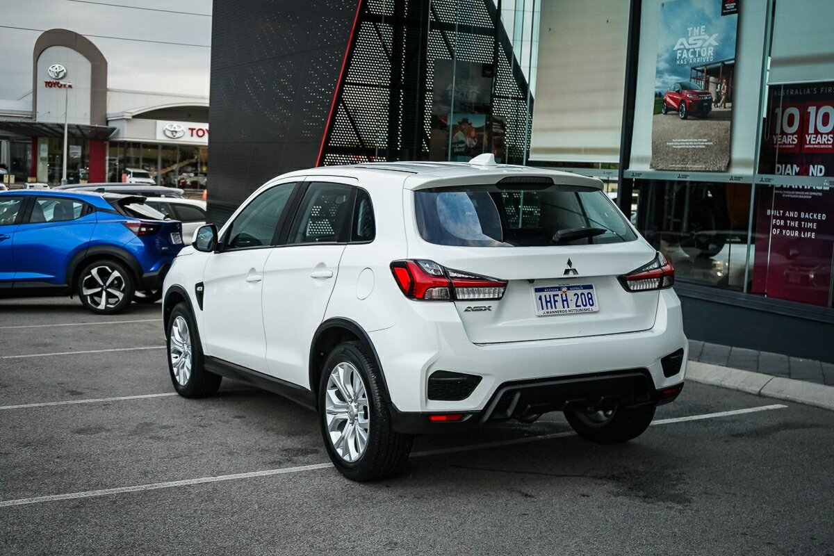 Mitsubishi Asx image 3
