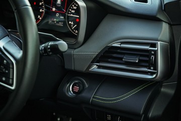 https://vehicle-cdn.autoleague.cloud/28170_21010027_20.jpg