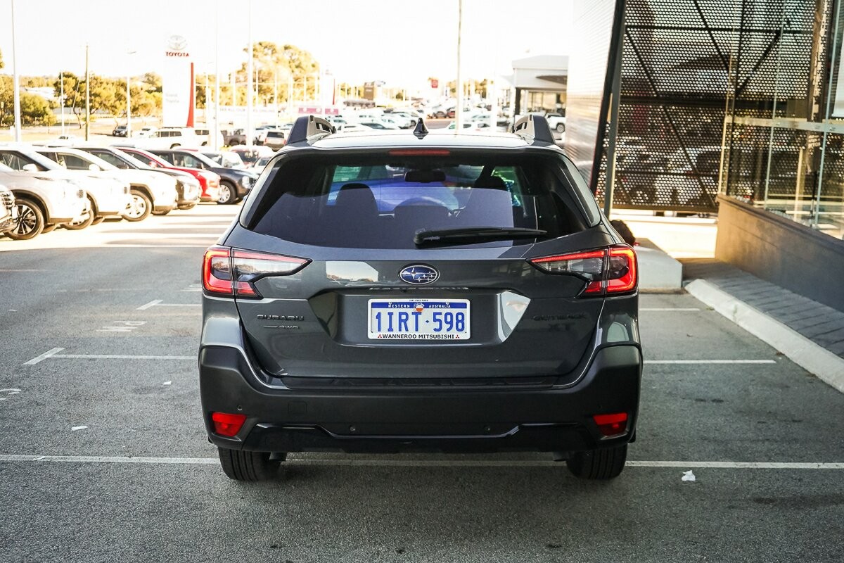 Subaru Outback image 4