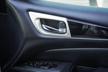 https://vehicle-cdn.autoleague.cloud/28170_21010033_26.jpg