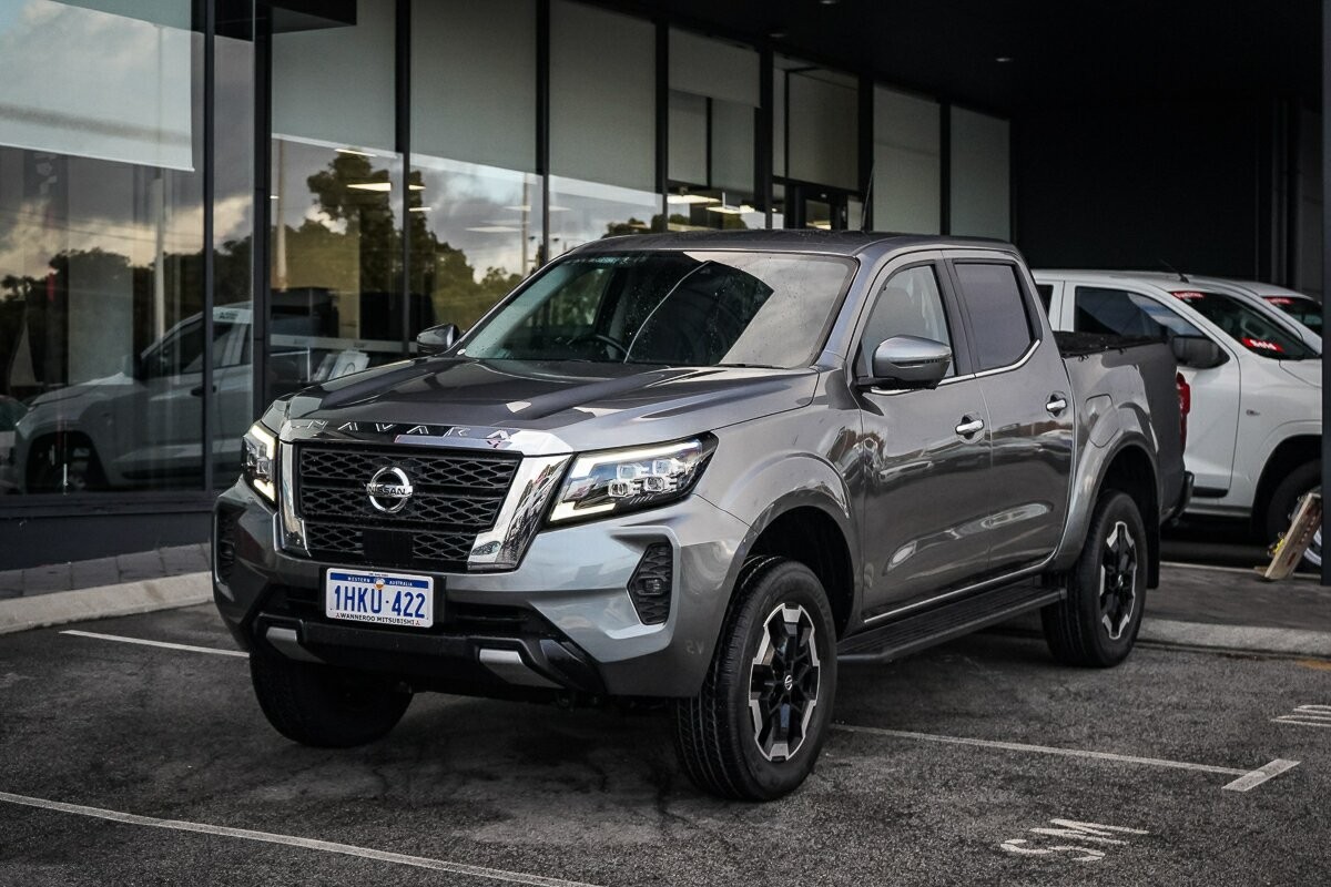 Nissan Navara image 1