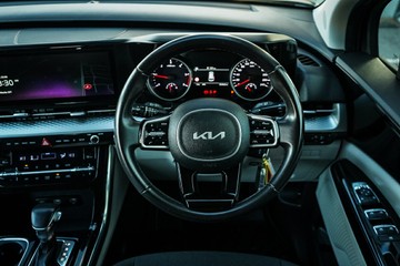 https://vehicle-cdn.autoleague.cloud/28170_21010063_12.jpg