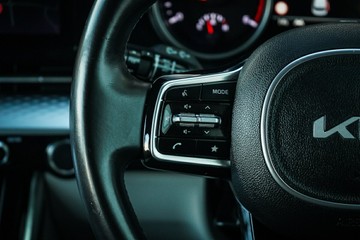 https://vehicle-cdn.autoleague.cloud/28170_21010063_18.jpg
