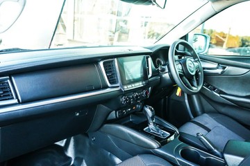https://vehicle-cdn.autoleague.cloud/28170_21010107_15.jpg