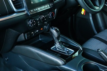 https://vehicle-cdn.autoleague.cloud/28170_21010107_21.jpg