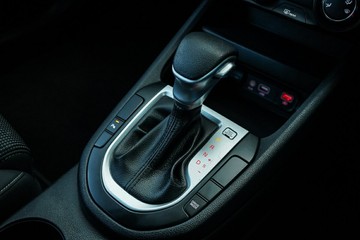 https://vehicle-cdn.autoleague.cloud/28170_21010132_21.jpg