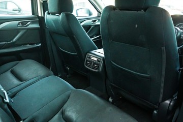 https://vehicle-cdn.autoleague.cloud/28170_21010141_24.jpg