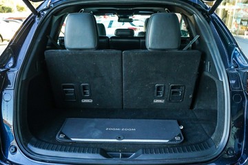 https://vehicle-cdn.autoleague.cloud/28170_21010151_8.jpg