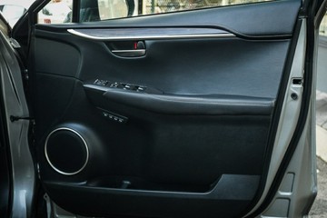 https://vehicle-cdn.autoleague.cloud/28170_21010152_27.jpg