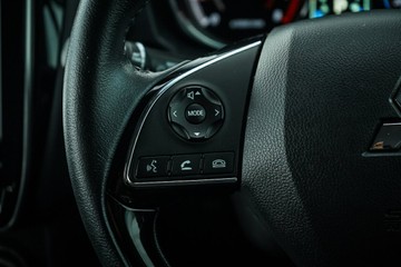 https://vehicle-cdn.autoleague.cloud/28170_21010157_18.jpg
