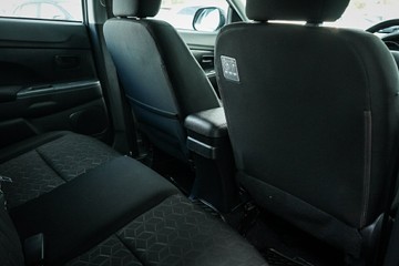https://vehicle-cdn.autoleague.cloud/28170_21010157_23.jpg