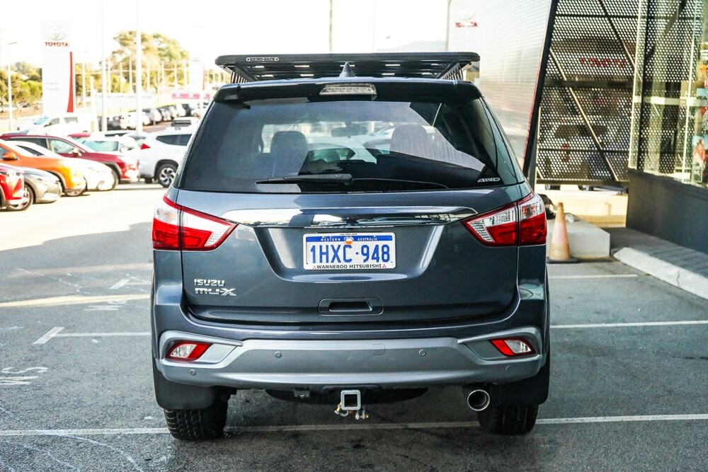 Isuzu Mu-x image 4