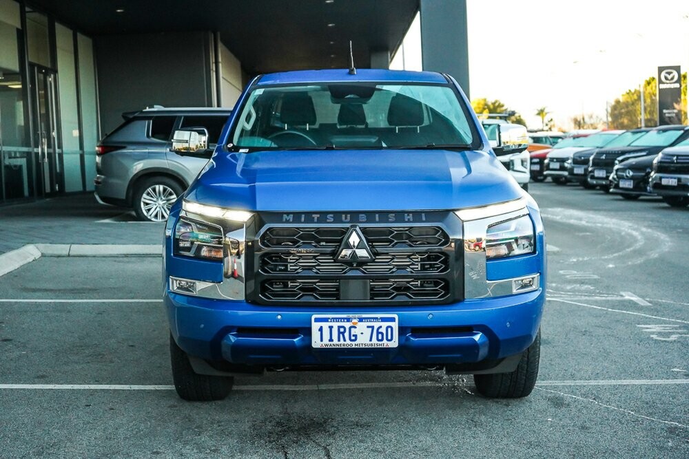 Mitsubishi Triton image 2