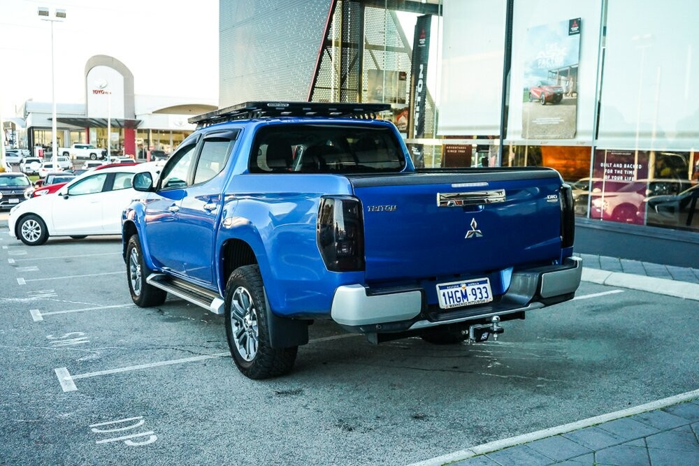 Mitsubishi Triton image 3