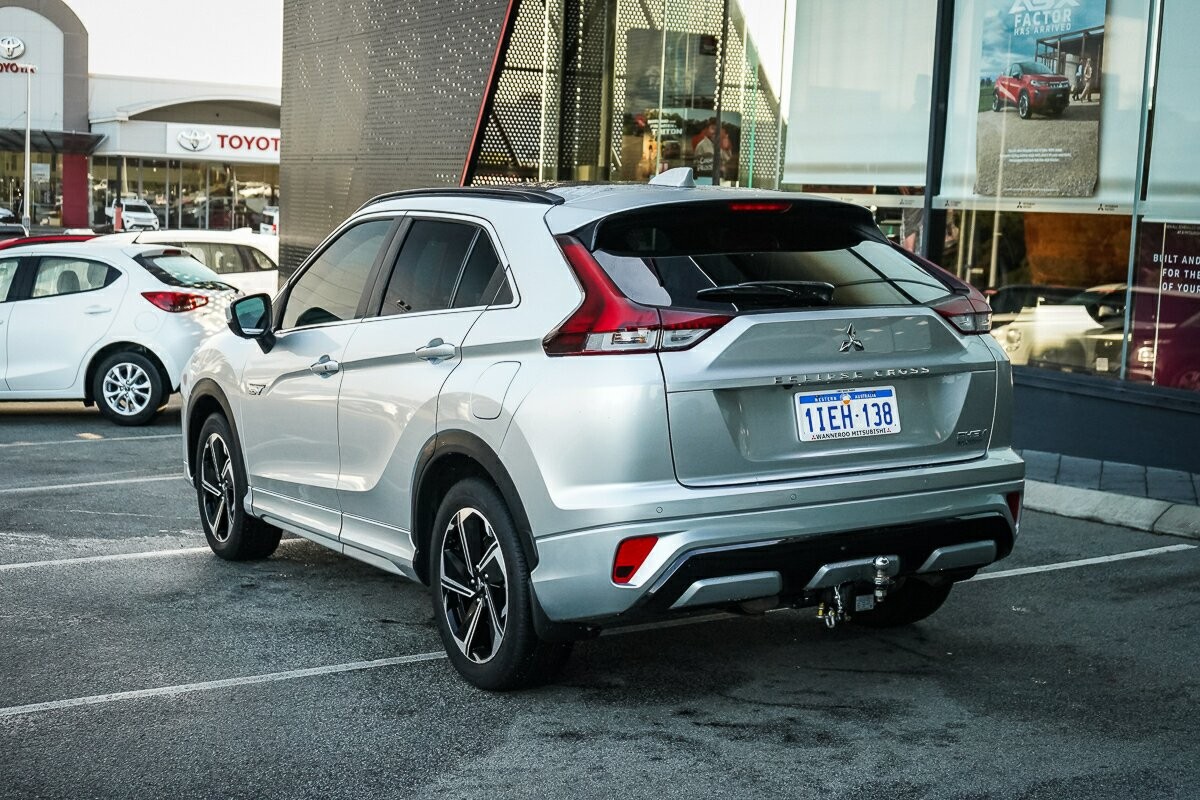 Mitsubishi Eclipse Cross image 3