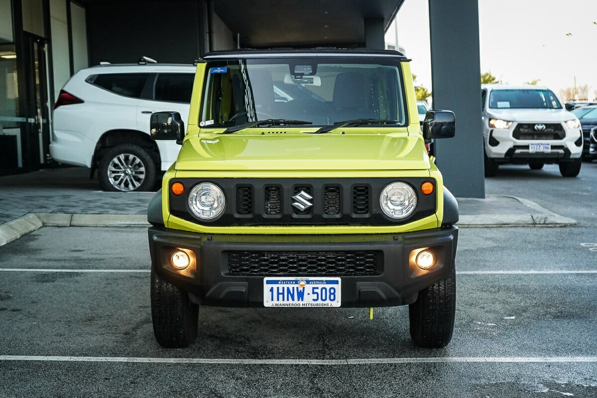 Suzuki Jimny image 2