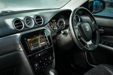 https://vehicle-cdn.autoleague.cloud/28170_21010236_15.jpg