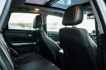 https://vehicle-cdn.autoleague.cloud/28170_21010236_23.jpg