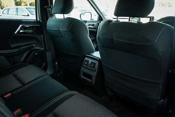 https://vehicle-cdn.autoleague.cloud/28170_21010258_25.jpg