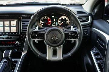 https://vehicle-cdn.autoleague.cloud/28170_21010261_12.jpg