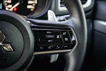 https://vehicle-cdn.autoleague.cloud/28170_21010261_20.jpg