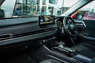 https://vehicle-cdn.autoleague.cloud/28170_21010262_16.jpg