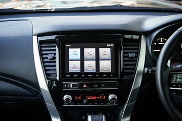 https://vehicle-cdn.autoleague.cloud/28170_21010263_13.jpg