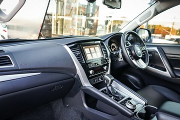 https://vehicle-cdn.autoleague.cloud/28170_21010263_17.jpg